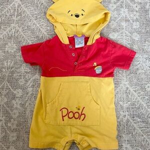 Vintage Disney Winnie The Pooh Baby Onesie/Romper 6 Months